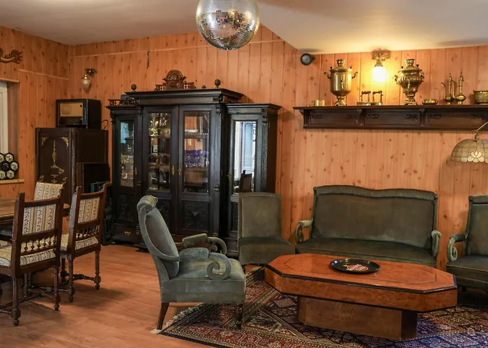 Relaks W Boberkach Prywatna Sala Do Bilarda Сasa de vacaciones *